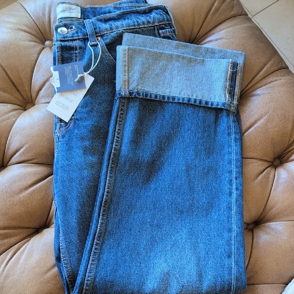 Universal Thread Mid Rise 90s Baggy Cuffed  Straight Leg Jeans - Picture 7 of 7